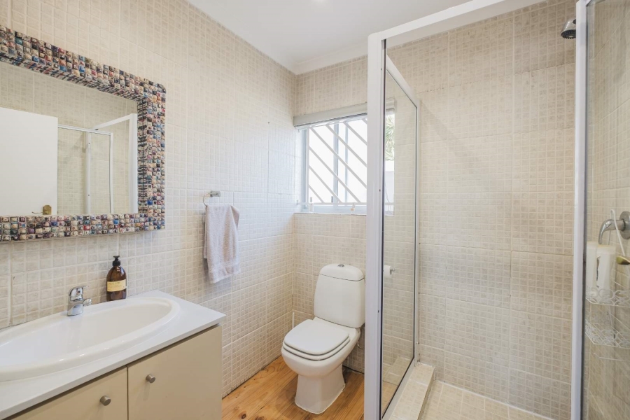 4 Bedroom Property for Sale in Fresnaye Western Cape